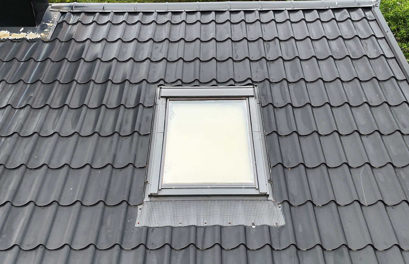 Kattoikkunan korjaus